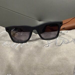 Ray-Ban Classic Meta Black Sunglasses
